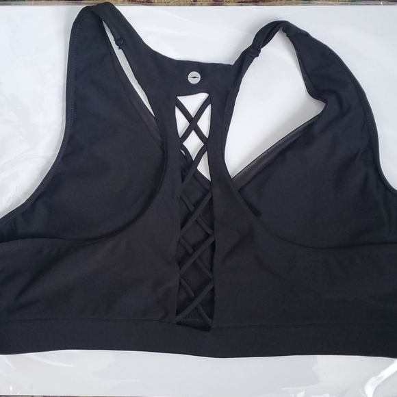 Avia Medium Support Molded Plunge Sports Bra, Women's & Women's Plus